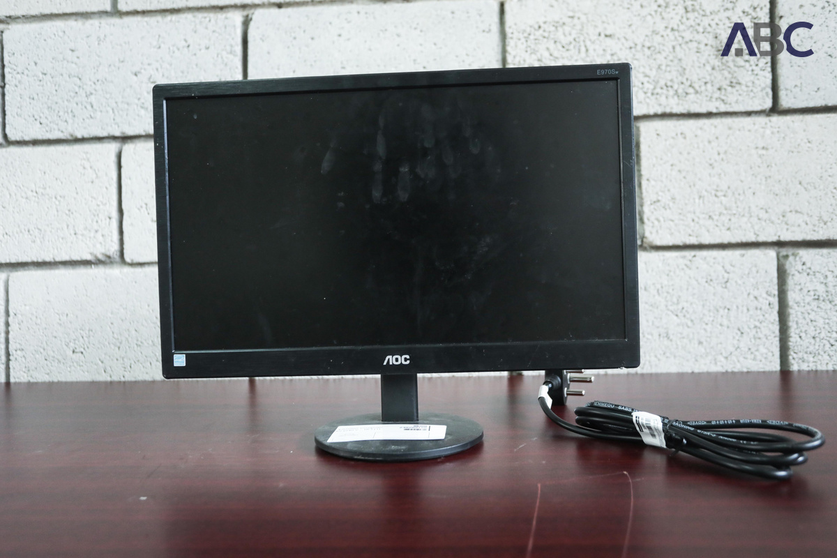 AOC E970SW Computer Monitor (18") (1)