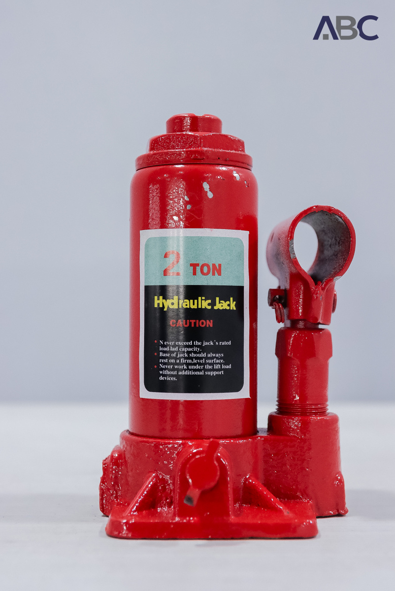 Hydraulic Jack (2 Ton) (1)