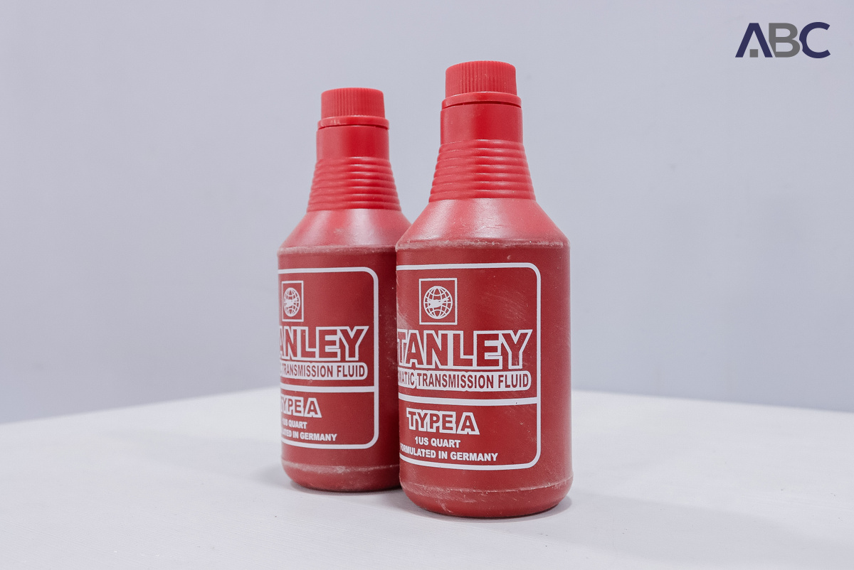 STANLEY Type A Automatic Transmission Fluid (2)