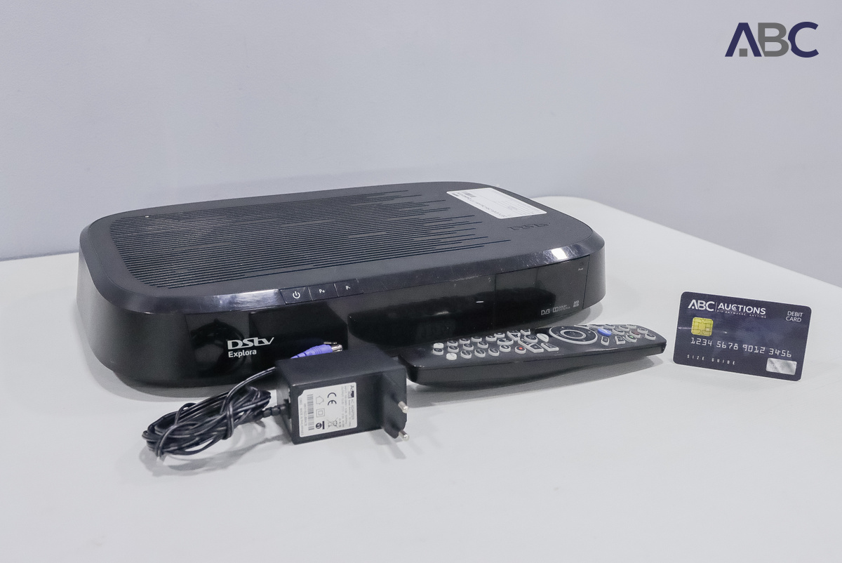 DSTV EXPLORA Decoder (12V) (1)